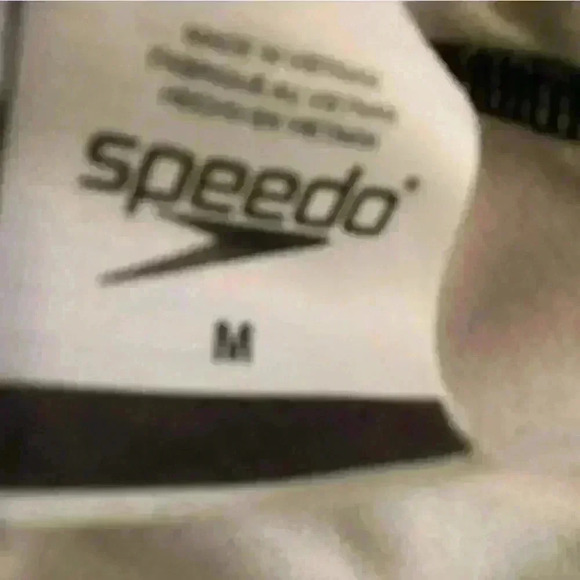 Girls speedo bathing suit - Picture 2 of 2